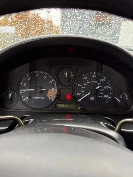 2000 Mazda NB MX-5 Miata - Image 2 of 5