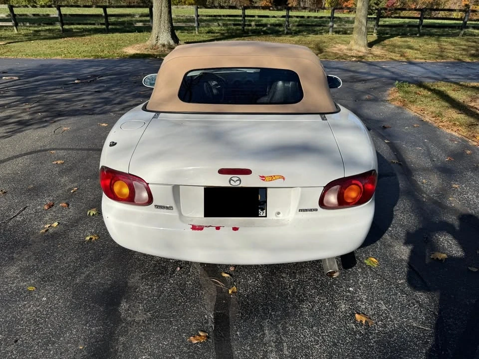 2000 Mazda NB MX-5 Miata - Image 10 of 16
