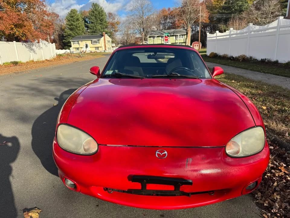 2000 Mazda NB MX-5 Miata - Image 2 of 9