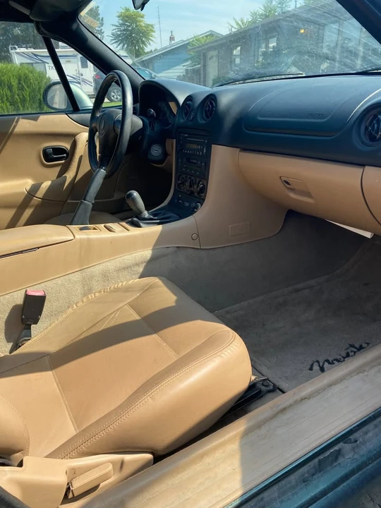 2000 Mazda NB MX-5 Miata - Image 5 of 7