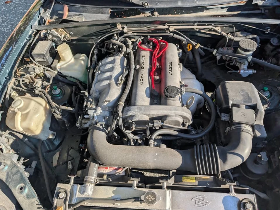 2000 Mazda NB MX-5 Miata - Image 6 of 15