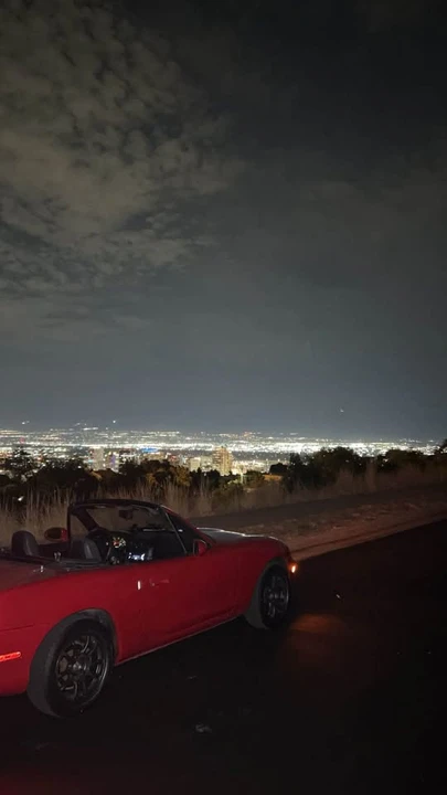 2000 Mazda NB MX-5 Miata - Image 3 of 4