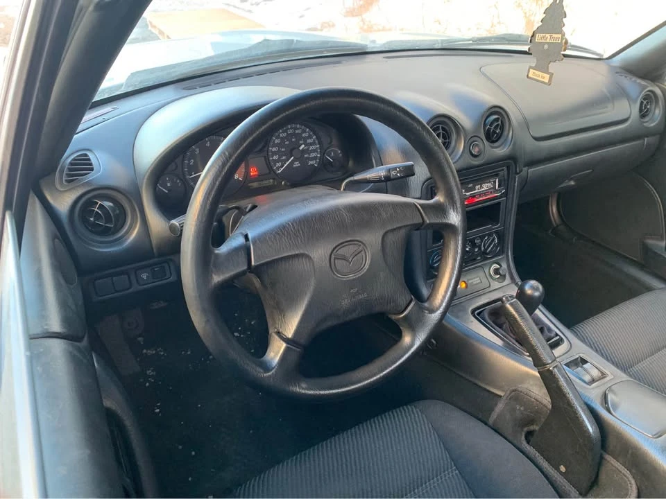 2000 Mazda NB MX-5 Miata - Image 7 of 8