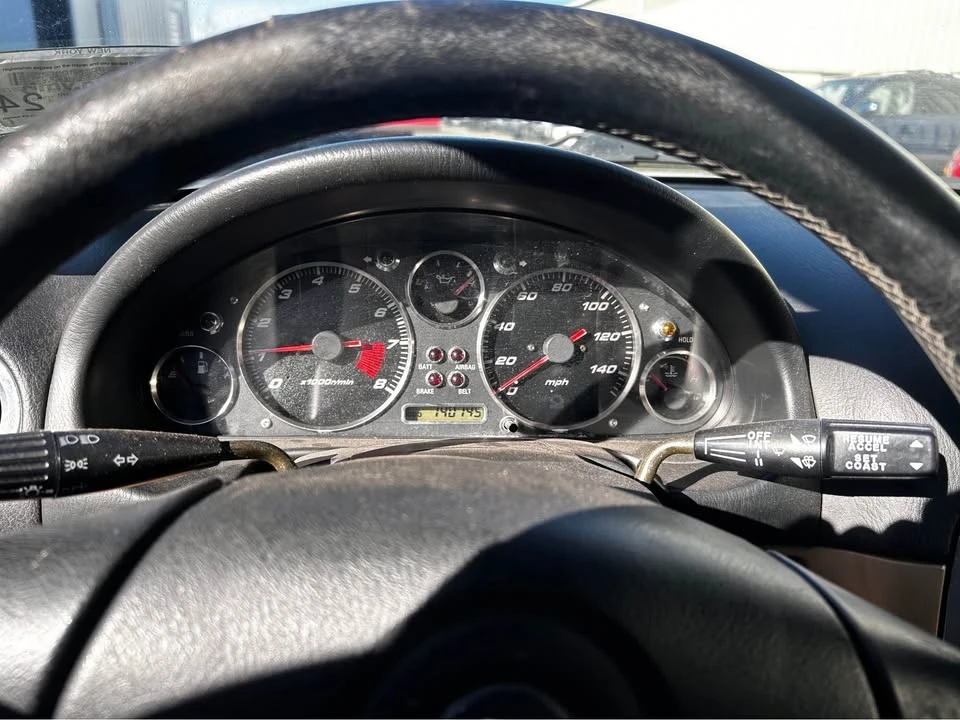 2000 Mazda NB MX-5 Miata - Image 9 of 13