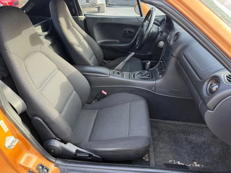 2000 Mazda NB MX-5 Miata - Image 10 of 15