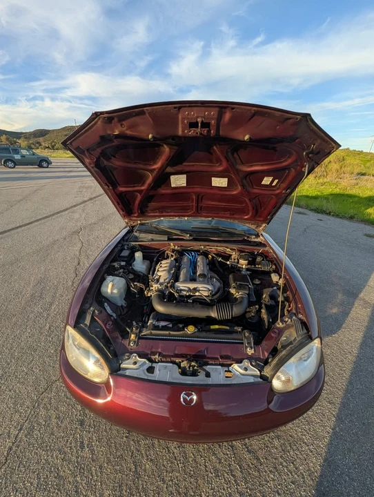 2000 Mazda NB MX-5 Miata - Image 14 of 20