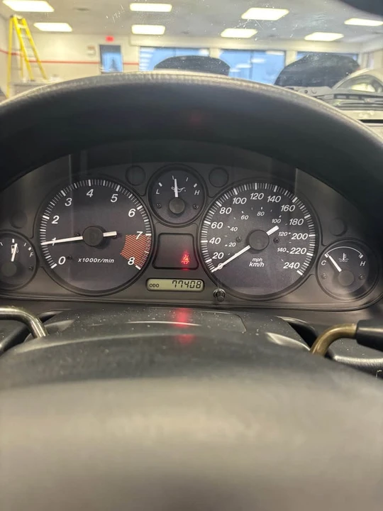 2000 Mazda NB MX-5 Miata - Image 8 of 9