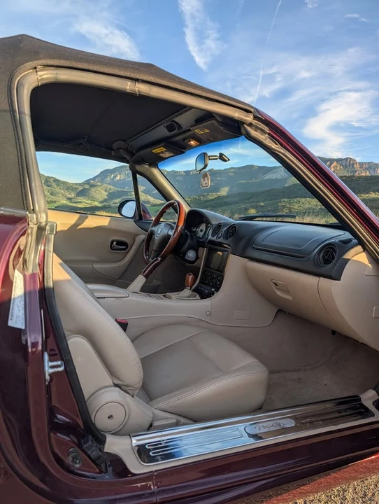 2000 Mazda NB MX-5 Miata - Image 10 of 20