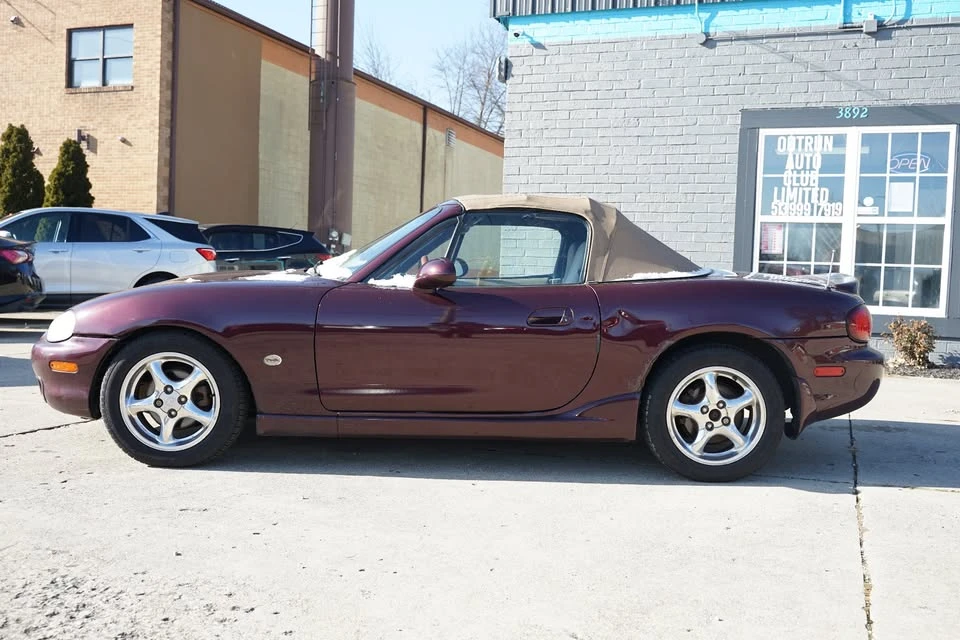 2000 Mazda NB MX-5 Miata - Image 4 of 12