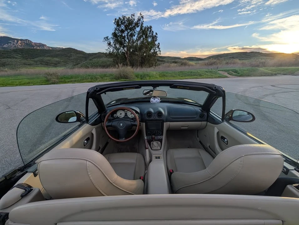 2000 Mazda NB MX-5 Miata - Image 9 of 20