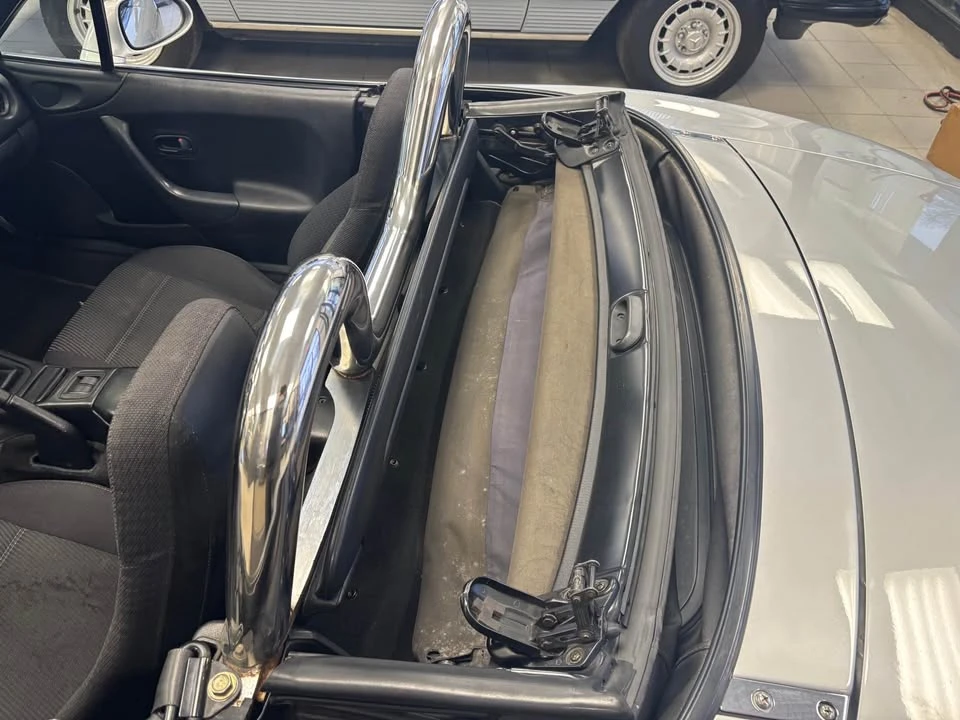 2000 Mazda NB MX-5 Miata - Image 9 of 9