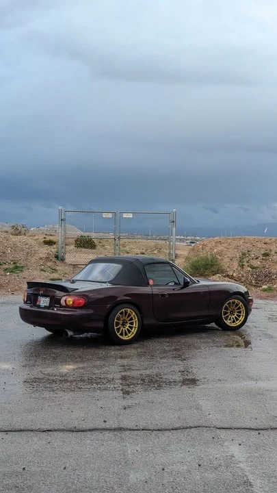 2000 Mazda NB MX-5 Miata - Image 3 of 12