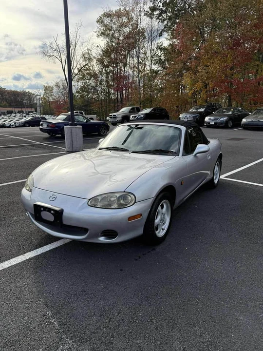 2000 Mazda NB MX-5 Miata - Image 11 of 17