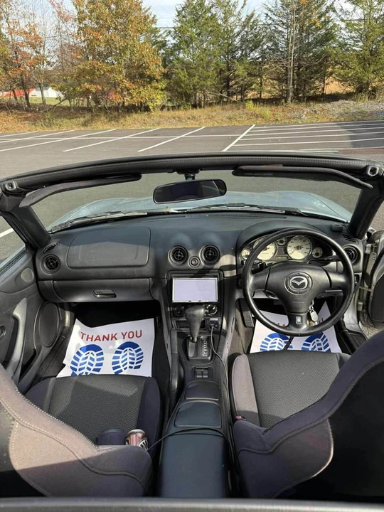 2000 Mazda NB MX-5 Miata - Image 6 of 17