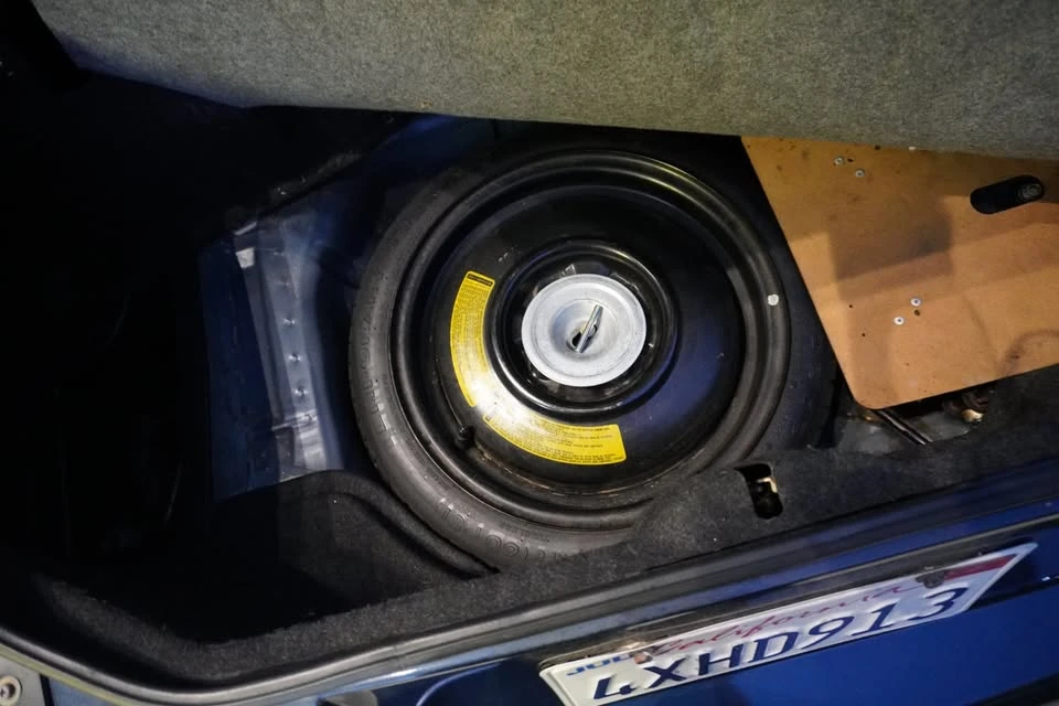 2000 Mazda NB MX-5 Miata - Image 16 of 19