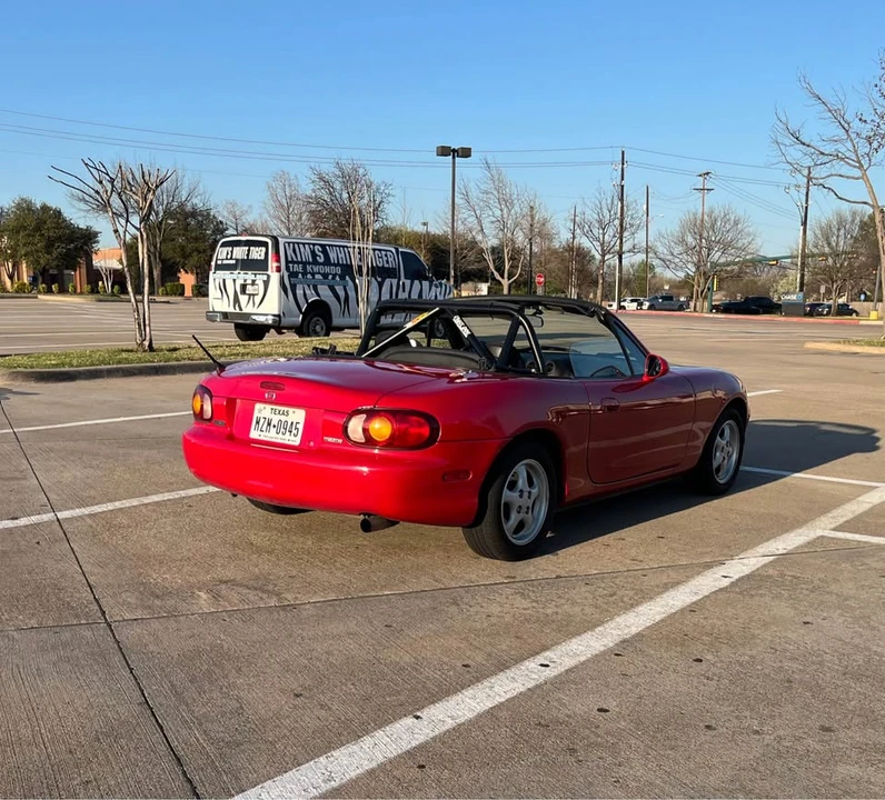 2000 Mazda NB MX-5 Miata - Image 4 of 6