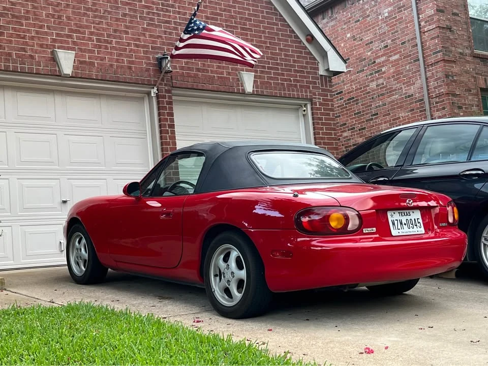 2000 Mazda NB MX-5 Miata - Image 2 of 6
