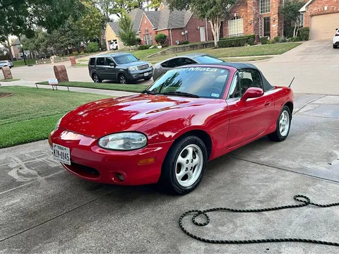 2000 Mazda MX-5 Miata