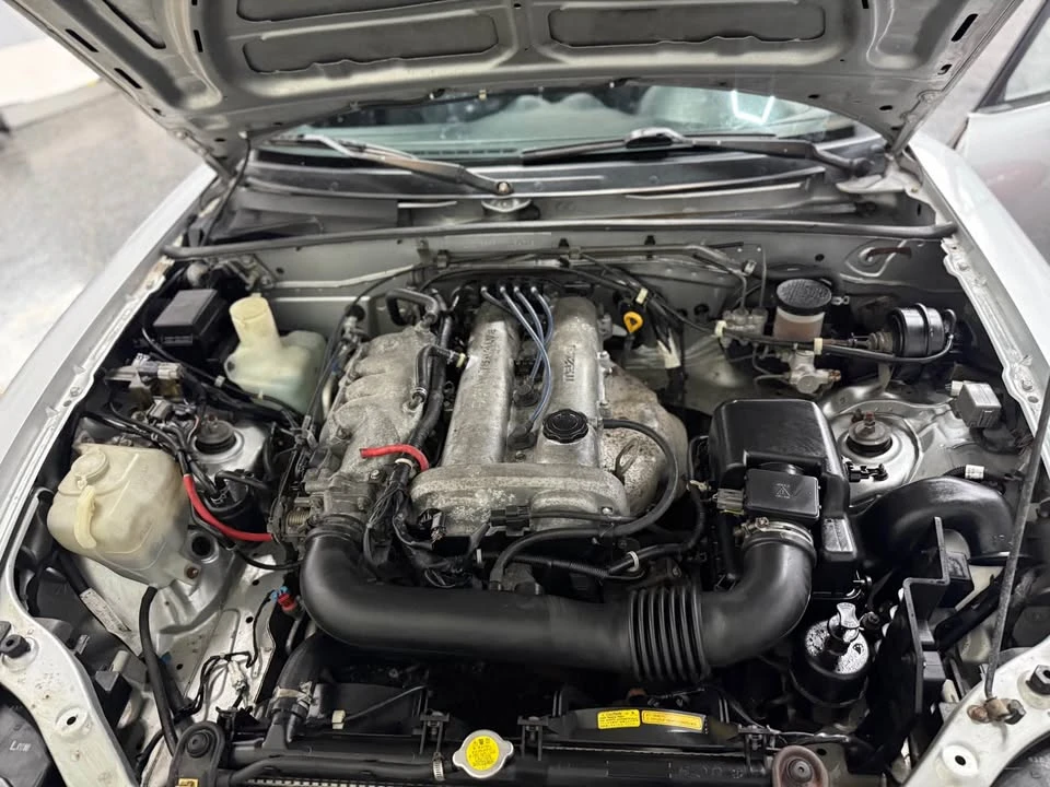 2000 Mazda NB MX-5 Miata - Image 9 of 11