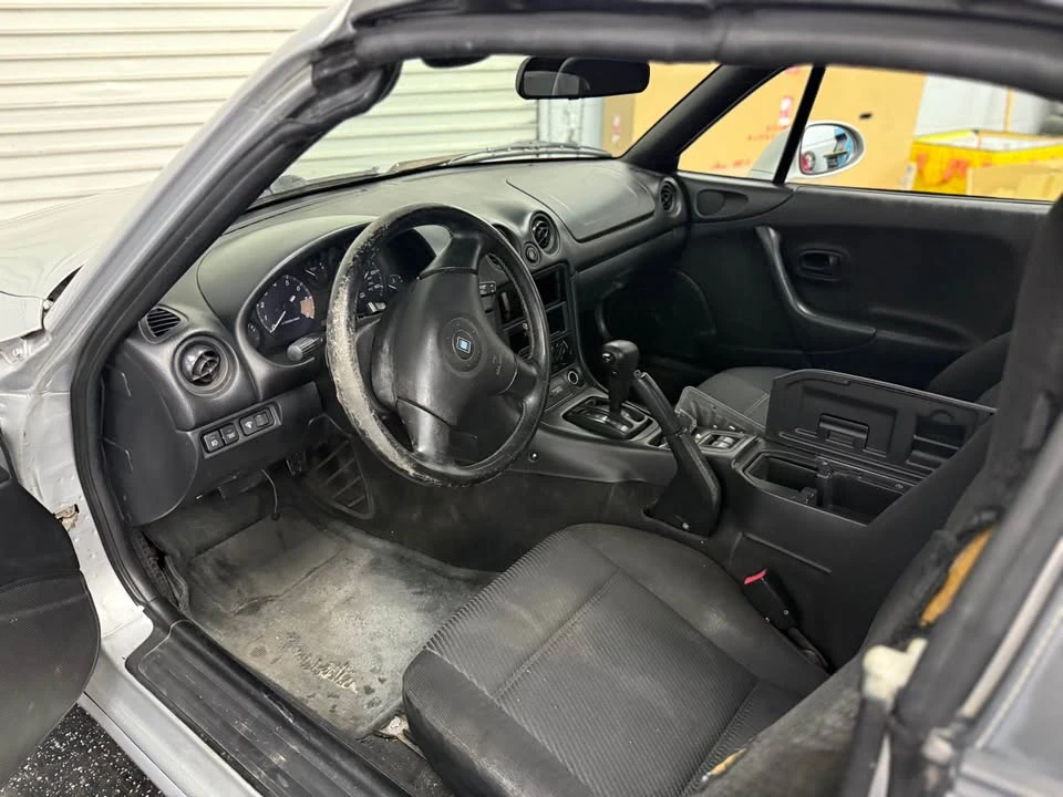 2000 Mazda NB MX-5 Miata - Image 7 of 11