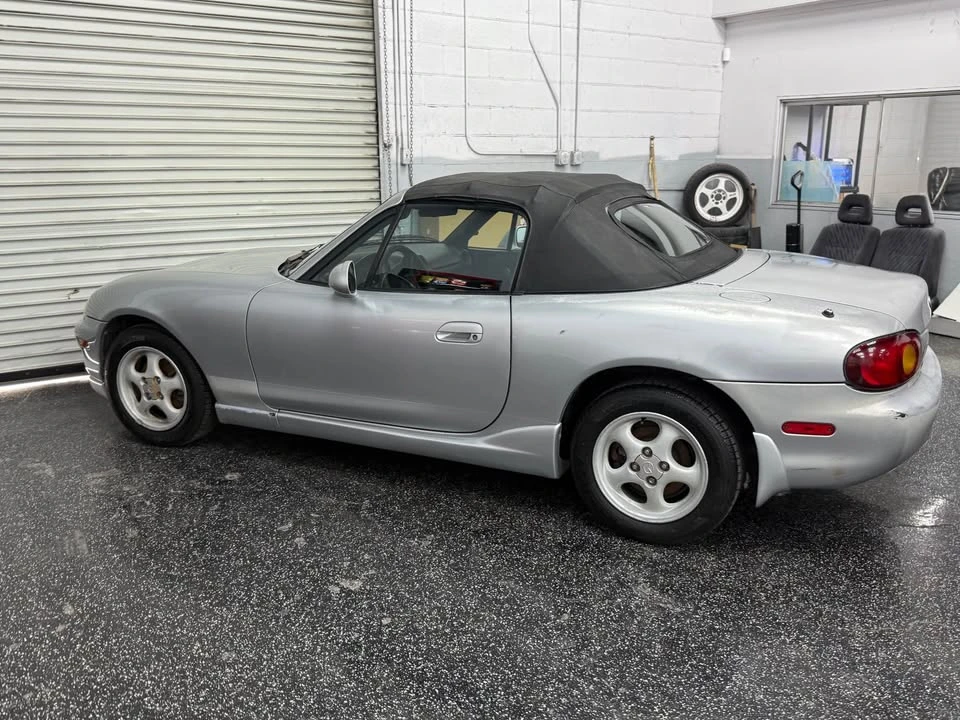2000 Mazda NB MX-5 Miata - Image 11 of 11