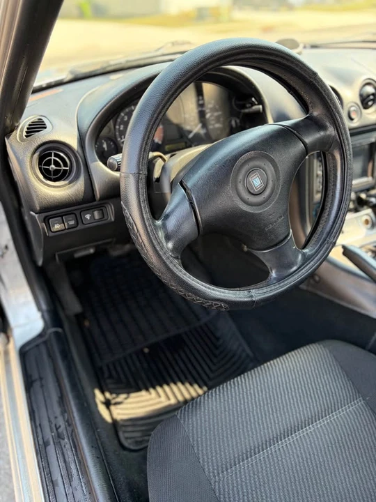 2000 Mazda NB MX-5 Miata - Image 3 of 13