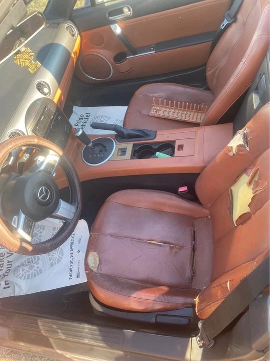 2000 Mazda NB MX-5 Miata - Image 6 of 7