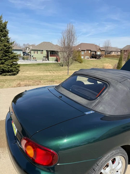 2000 Mazda NB MX-5 Miata - Image 8 of 11