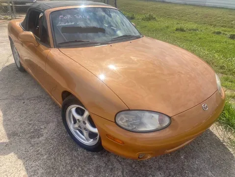 2000 Mazda MX-5 Miata