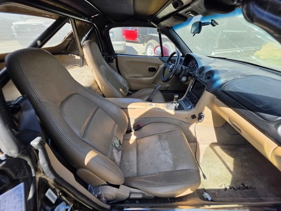 2000 Mazda NB MX-5 Miata - Image 4 of 9