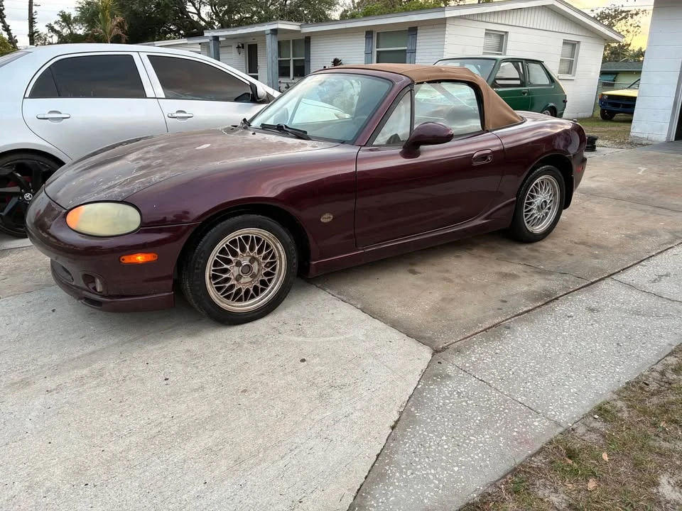 2000 Mazda NB MX-5 Miata - Image 3 of 4