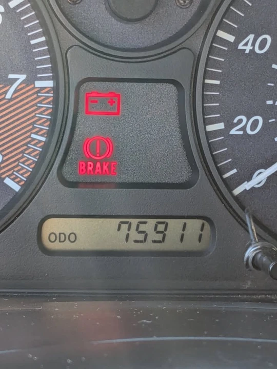 2000 Mazda NB MX-5 Miata - Image 10 of 11
