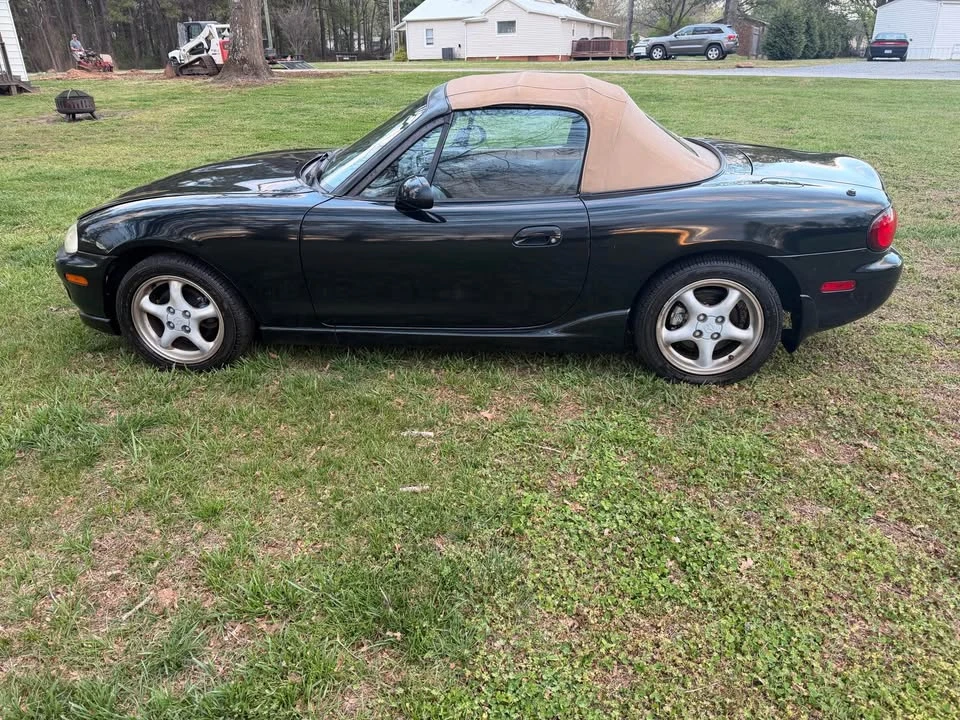 2000 Mazda NB MX-5 Miata - Image 3 of 7