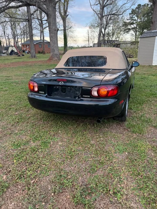 2000 Mazda NB MX-5 Miata - Image 4 of 7