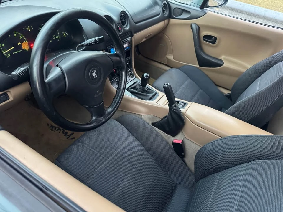 2000 Mazda NB MX-5 Miata - Image 6 of 13