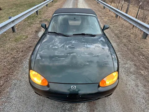 2000 Mazda MX-5 Miata