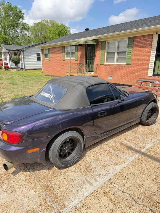 2000 Mazda NB MX-5 Miata - Image 4 of 5