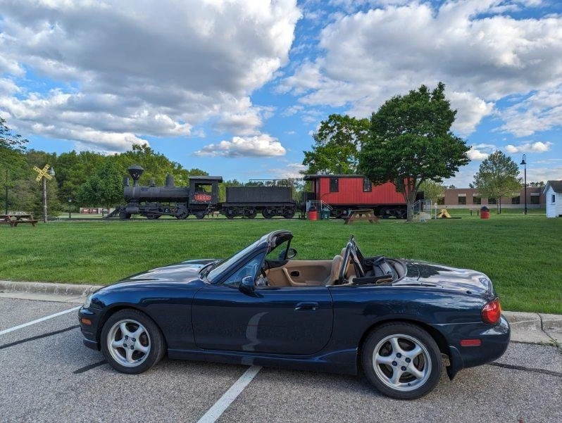 2000 Mazda NB MX-5 Miata - Image 3 of 6