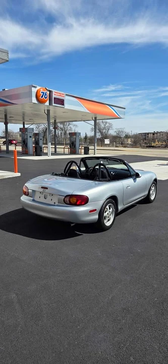 2000 Mazda NB MX-5 Miata - Image 4 of 13