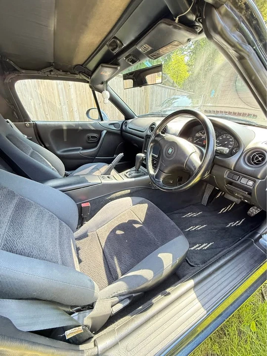 2000 Mazda NB MX-5 Miata - Image 7 of 10