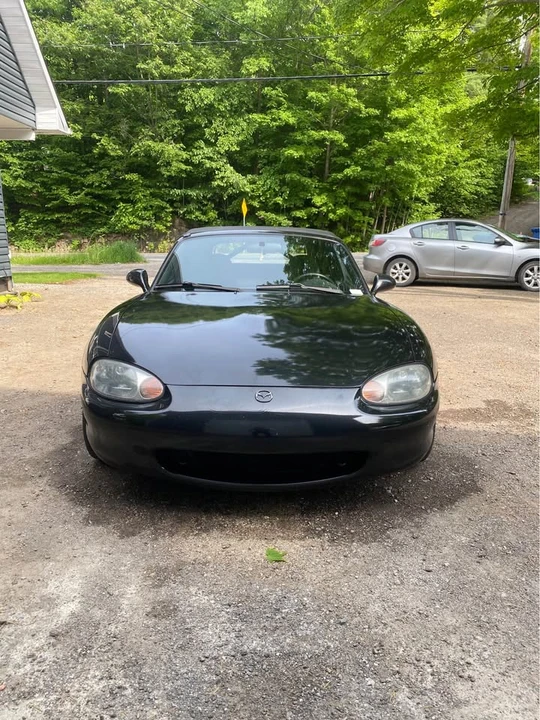 2000 Mazda NB MX-5 Miata - Image 2 of 8