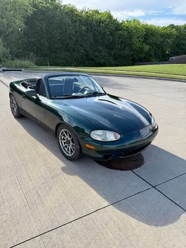2000 Mazda MX-5 Miata