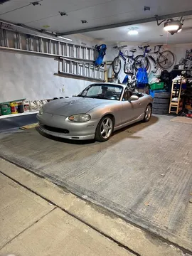 2000 Mazda MX-5 Miata