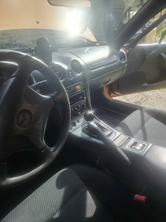 2000 Mazda NB MX-5 Miata - Image 8 of 10