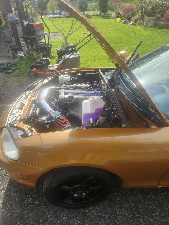 2000 Mazda NB MX-5 Miata - Image 5 of 10