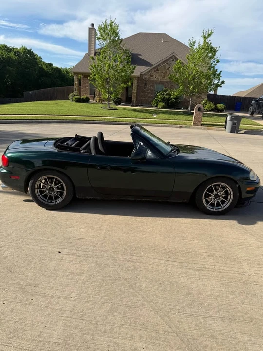 2000 Mazda NB MX-5 Miata - Image 2 of 16