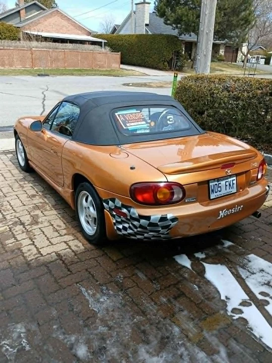 2000 Mazda NB MX-5 Miata - Image 2 of 14