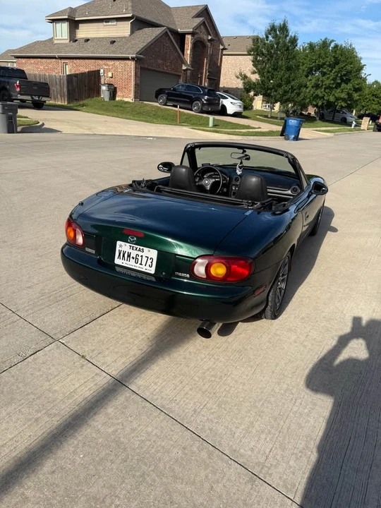 2000 Mazda NB MX-5 Miata - Image 11 of 16