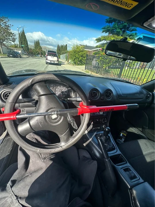 2000 Mazda NB MX-5 Miata - Image 5 of 7