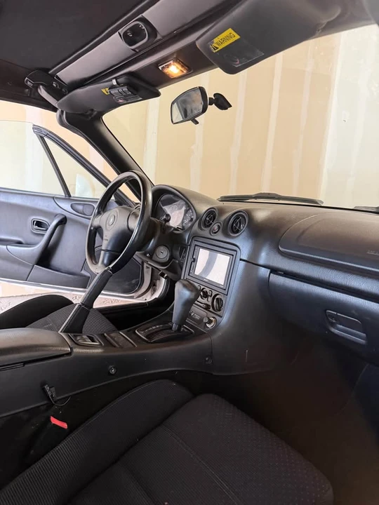 2000 Mazda NB MX-5 Miata - Image 6 of 6
